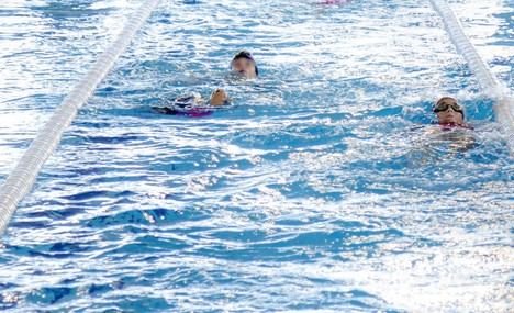 Abren inscripciones para 302 plazas en curso de natación infantil en junio