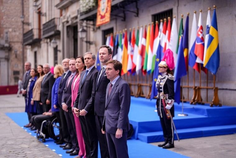 Almeida reafirma el compromiso de Madrid con los valores europeos en el Día de Europa