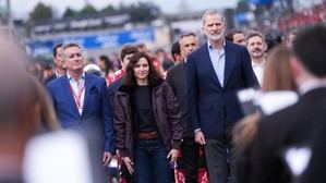 La primera carrera del Mundial de Fórmula E en España reúne a Díaz Ayuso y al Rey Felipe VI en el circuito de Jarama