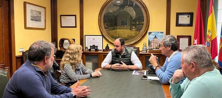 Alcalde de Aranjuez se reúne con sindicatos para promover empleo en la ciudad