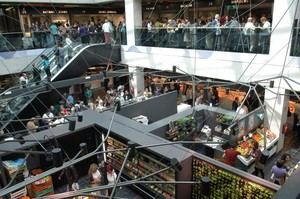 Madrid destina 1 millón de euros para apoyar el comercio y la hostelería en 2025