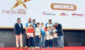 El Club de Triatlón de Arganda recibe el premio a la excelencia deportiva en España
