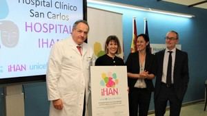 Acreditan al Hospital Clínico San Carlos por su compromiso con la lactancia materna