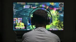 Madrid destina un millón de euros para prevenir adicciones y promover la salud mental en jóvenes