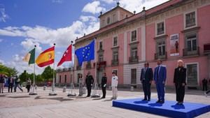 Madrid celebra el Día de Europa con un izado de bandera en Boadilla del Monte