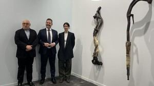 Mónica Mays recibe el Premio Arco 2025 de la Comunidad de Madrid