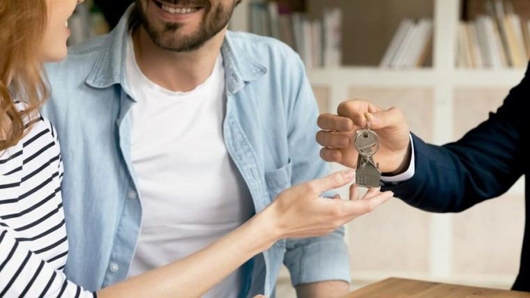 La Comunidad de Madrid incrementa a más del doble los beneficiarios de Mi Primera Vivienda para jóvenes