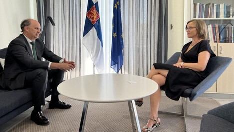 Colaboración entre Madrid y Finlandia para impulsar la computación cuántica y tecnologías duales