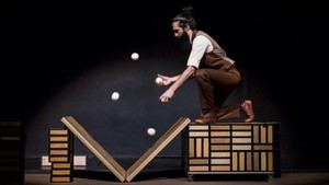 Teatro inmersivo de Nao d’Amores estrena "Hacia ecos de lo sagrado" en un monasterio cisterciense de la región