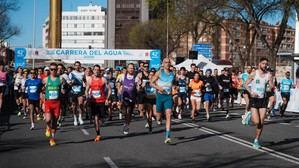 4.500 corredores participan en la 42ª Carrera del Agua en Madrid, un 25% más que el año anterior